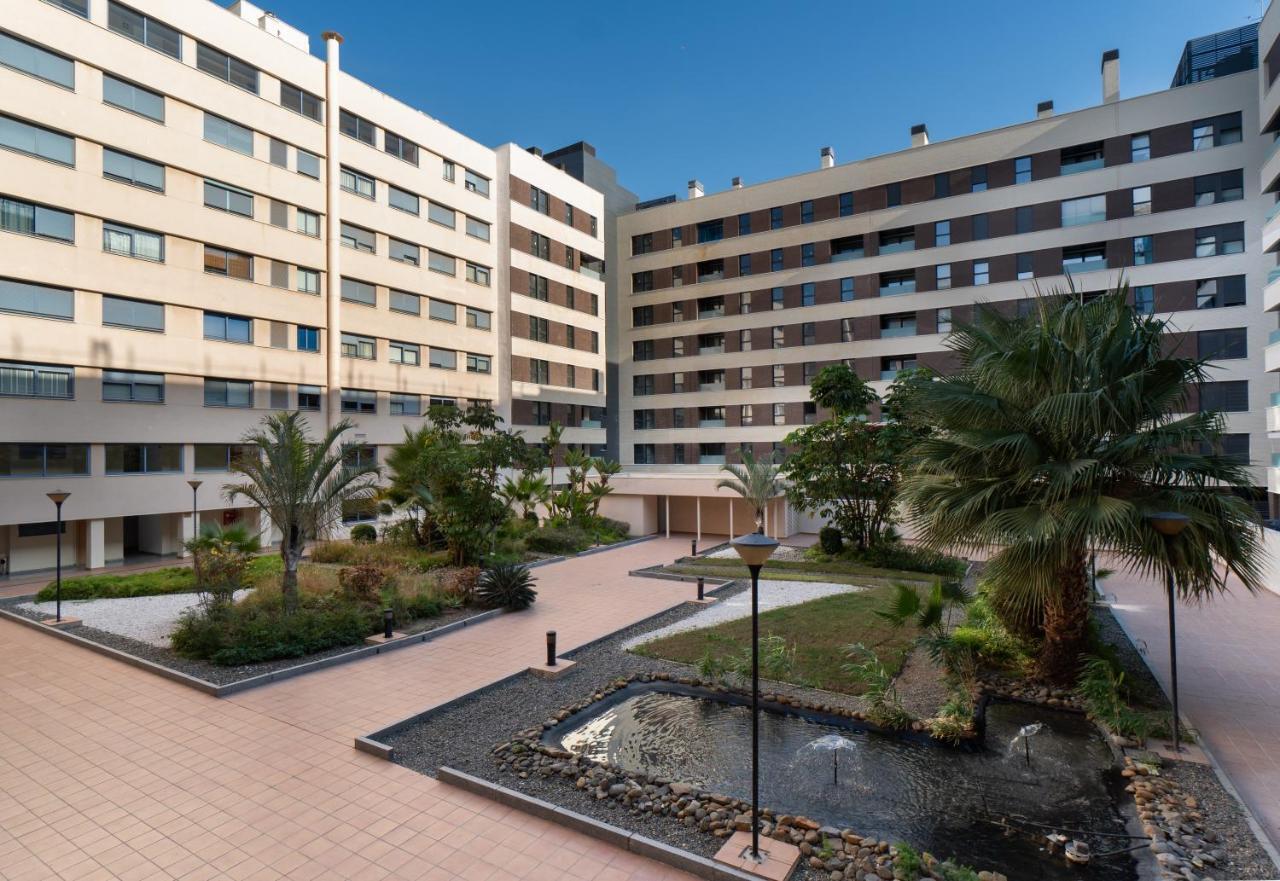 Malaga Centro Maria Zambrano Apartment Екстериор снимка